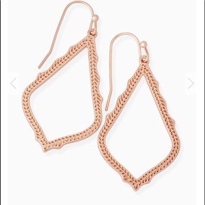 Kendra Scott Sophia Drop earring